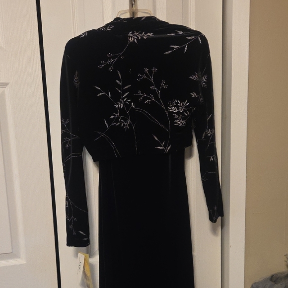 CDC Rampage Chic Black 2 Piece Velvet Long Sleeve Dress NWT - Picture 8 of 8